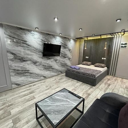 Люкс Академика Сатпаева 19 Leilighet Pavlodar Eksteriør bilde
